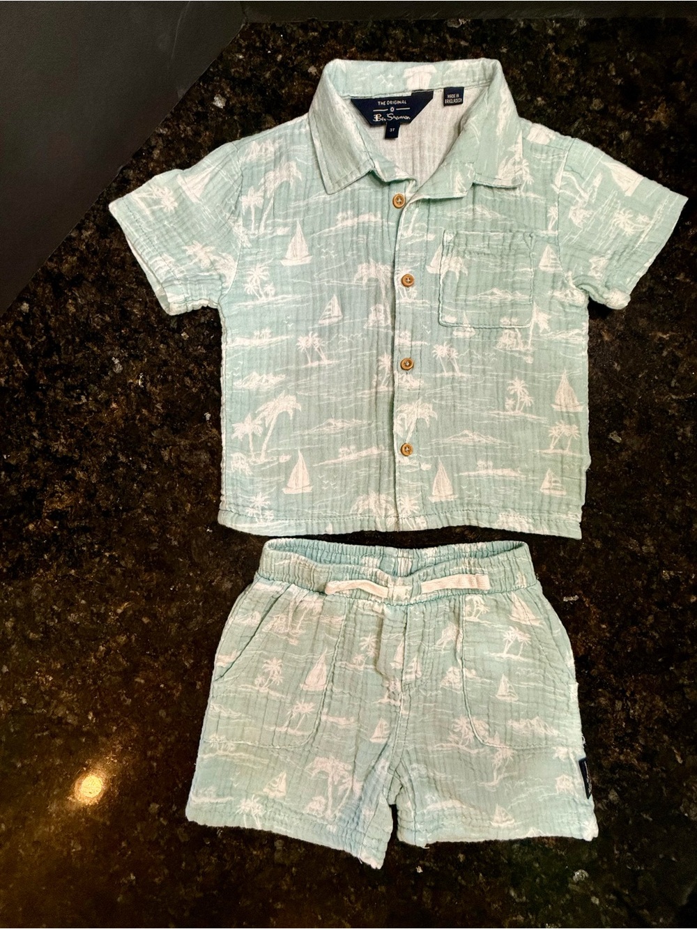 Ben Sherman Mint Green Tropical Hawaiian Button-Down Shirt & Shorts Set size 3T